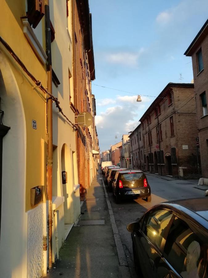 Over The Rainbow - Cozy Studio In The Centre Of Ferrara 아파트 외부 사진